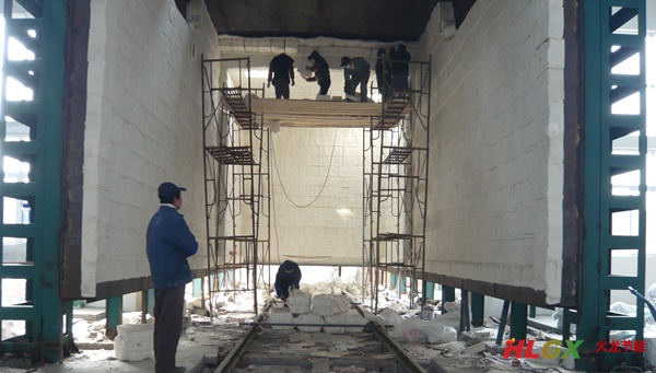 台车炉新建