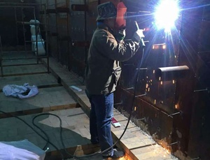 河北邢台热镀锌陶瓷纤维炉体保温工程施工